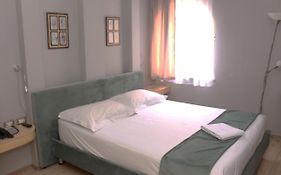 Theranda Boutique Hotel